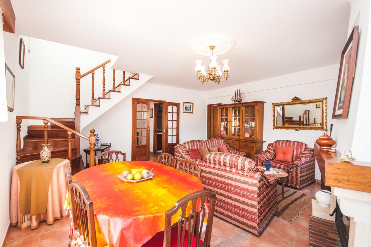 Rivers Nation Surf Camp Bed & Breakfast Atouguia Da Baleia Exterior photo