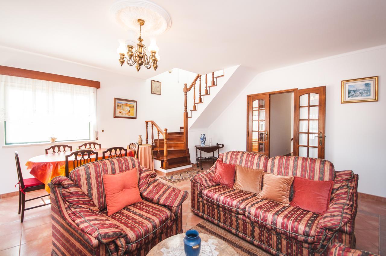 Rivers Nation Surf Camp Bed & Breakfast Atouguia Da Baleia Exterior photo